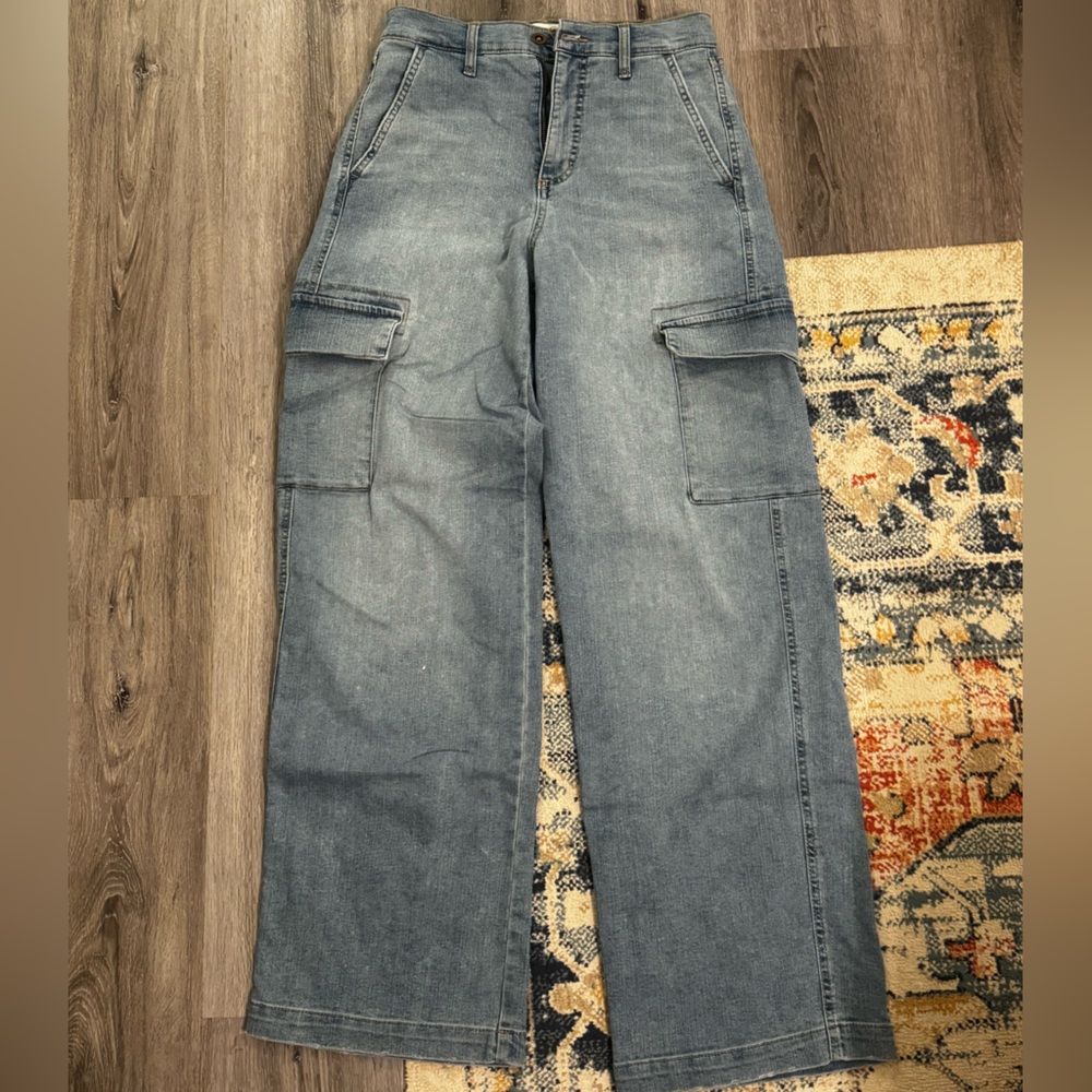 Women’s Cargo Jeans